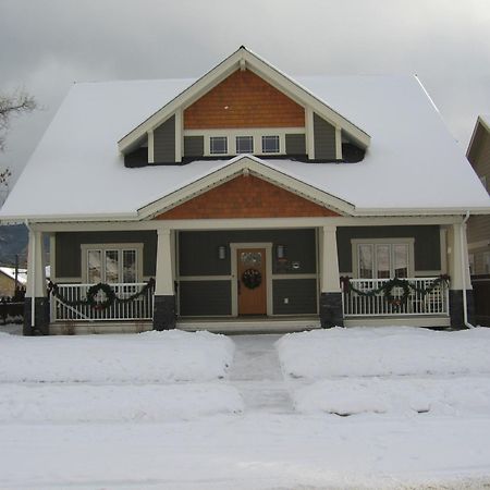 Fitzhugh House Guest Accomodation Hotel Jasper Exterior photo